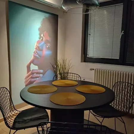Center - Old Town Apartment