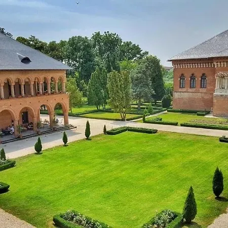 Center - Old Town Apartment *