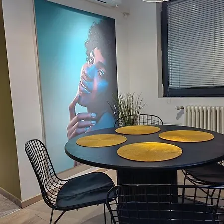 Center - Old Town Apartment *